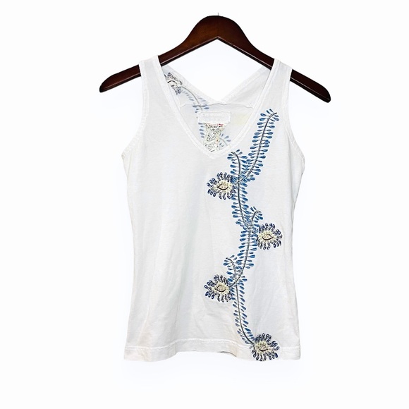 DA-NANG Embroidered Beaded Top - Picture 2 of 8